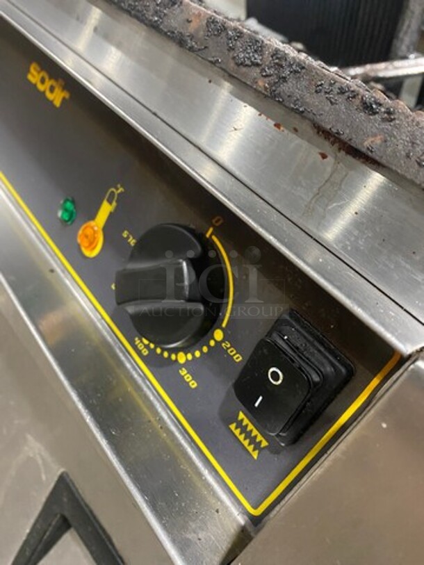 Sodir Commercial Electric Powered Countertop Dual Panini Press! With Ribbed Press! All Stainless Steel! - Image 7 of 8