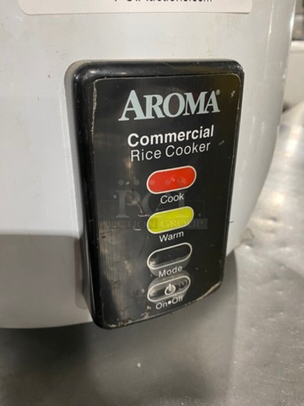 Aroma Commercial Countertop Electric Powered Rice Cooker! With Lid! - Image 4 of 5