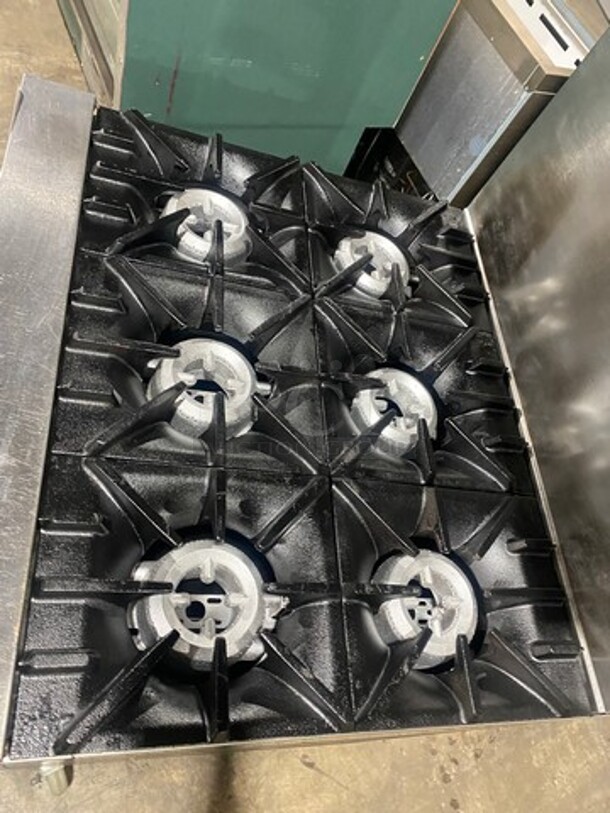 Sunfire Commercial Natural Gas Powered 6 Burner Stove! With Raised Back Splash And Salamander Shelf! With Oven Underneath! All Stainless Steel! On Casters! - Image 5 of 10