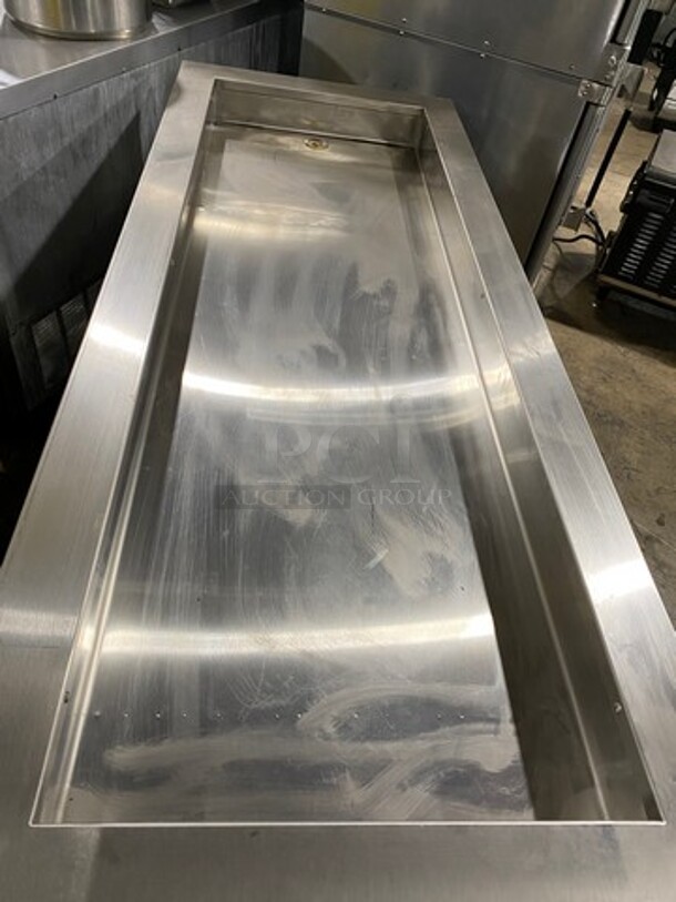 OUT OF THE BOX! NEVER USED! Bayonne Commerical 5 Bay Cold Pan/Cold Food Buffet Counter! With Folding Serving Counter! With 2 Shelf Storage Underneath! All Stainless Steel! On Legs! Model: CPM-72 SN: 7195 120V 60HZ 1 Phase - Image 6 of 8