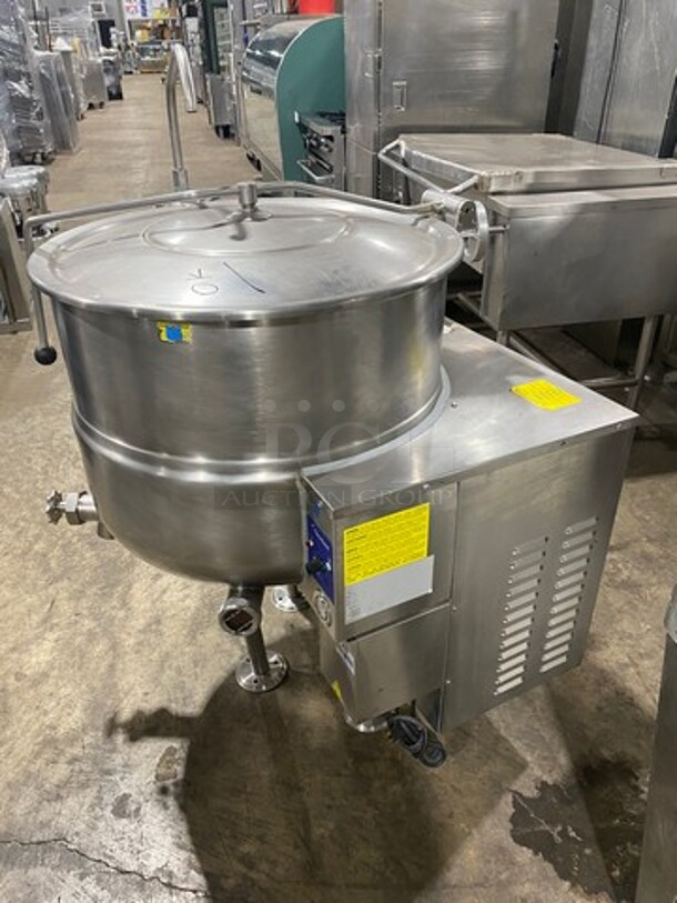 GREAT! Cleveland Range Floor Style Self-Contained Soup Kettle! All Stainless Steel! On Legs! Model: KGL40 SN: WT007907K01 - Image 2 of 11