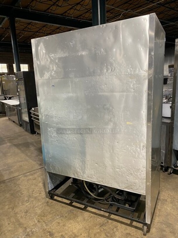 True Commercial 2 Door Reach In Refrigerator! With Poly Coated Racks! Solid Stainless Steel! On Casters! Model: T49 SN: 7140968 115V 60HZ 1 Phase - Image 4 of 10