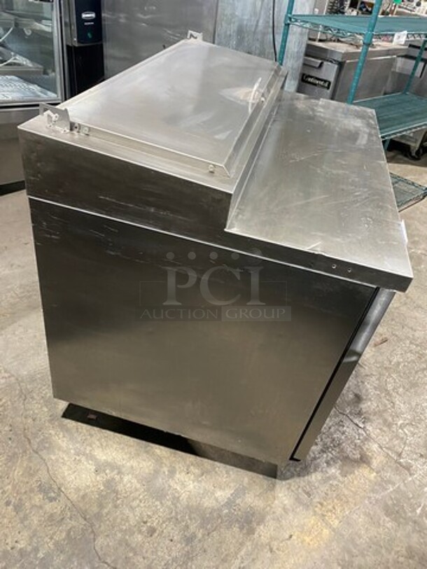Central Commercial Refrigerated Pizza Prep Table! With Single Door Storage Space Underneath! With Poly Coated Racks! All Stainless Steel! Model: 69K013 SN: 5064981 115V 60HZ 1 Phase - Image 3 of 9