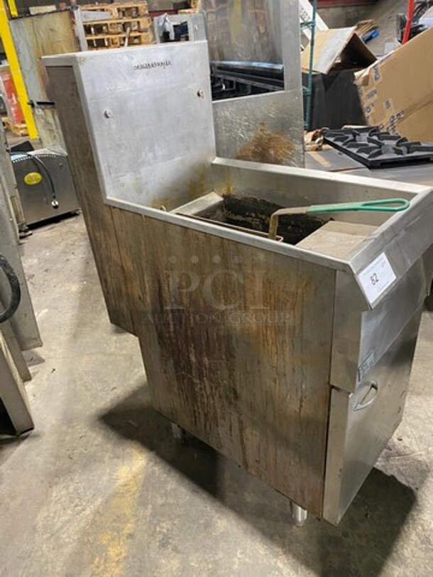 Pitco Commercial Natural Gas Powered Deep Fat Fryer! With Single Metal Frying Basket! All Stainless Steel! On Legs! - Image 2 of 8