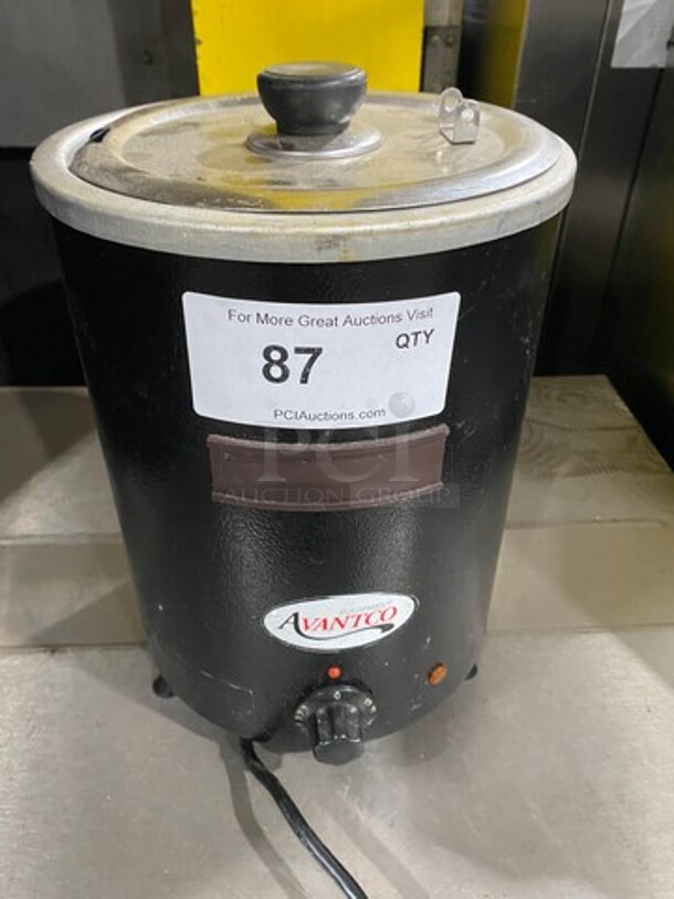 Avantco Commercial Countertop 6 QT Warmer! Model: 177W300BK SN: 0700073615 110V