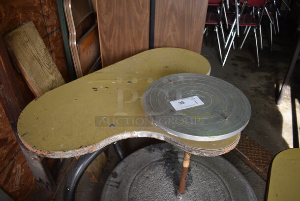 Metal and Wooden Potters Wheel Station. 38x44x31. (HS: Garage 4) - Image 3 of 5