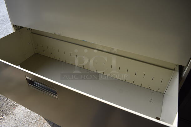 Tan Metal 4 Drawer Filing Cabinet. 42x19.5x53. (HS: Garage 5) - Image 6 of 8