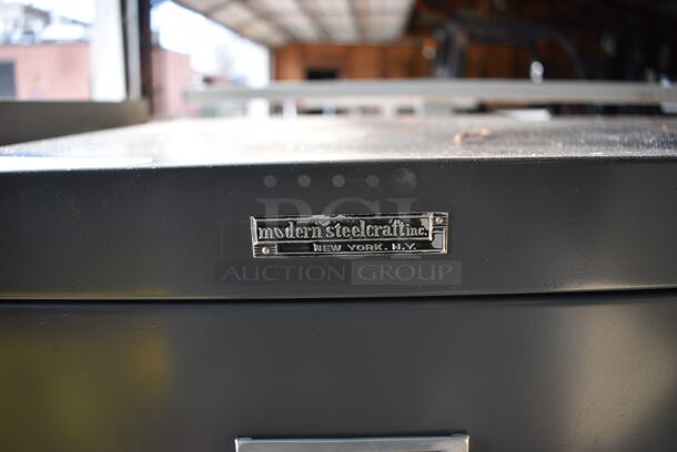 Modern Steelcraft Gray Metal 4 Drawer Filing Cabinet. 15.5x18x53. (HS: Garage 5) - Image 8 of 8