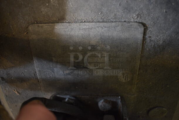 Tornado Metal Commercial Electric Powered Floor Buffer. 115 Volts, 1 Phase. 17x23x50. (HS: Garage 5) - Image 8 of 10