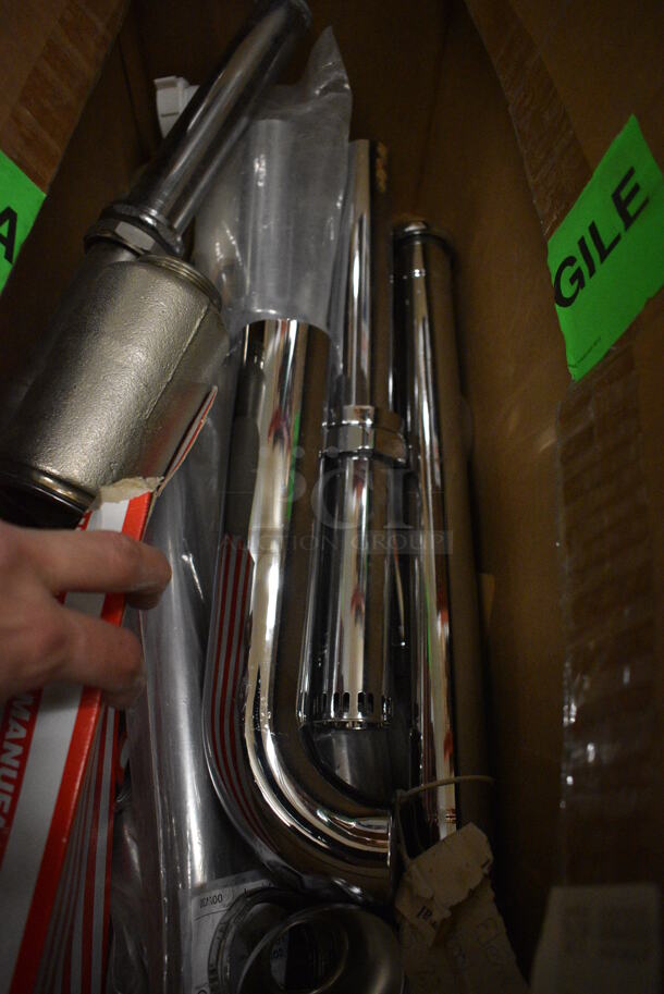 ALL ONE MONEY! Lot of 2 Boxes of Various Plumbing Items Including Pipes. (HS: Backroom) - Image 9 of 9