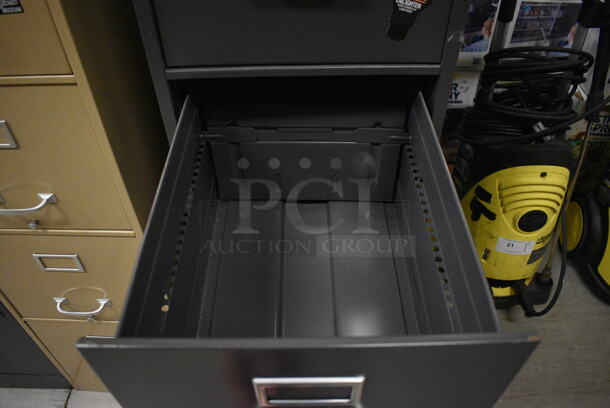 Hon Gray Metal 4 Drawer Filing Cabinet. 15x26.5x52.5. (HS: Backroom) - Image 6 of 7