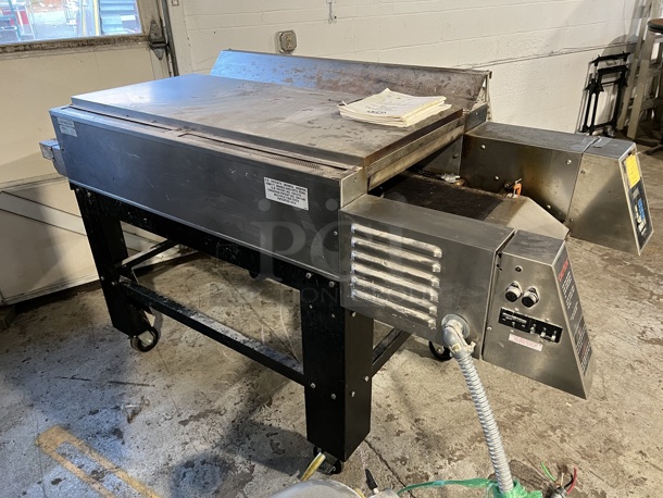 CTX HB4 Stainless Steel Commercial Floor Style Electric Powered Hearth Bake Conveyor Oven on Commercial Casters. Comes w/ Manual. 208 Volts, 3 Phase. 92x38x49 - Image 2 of 12