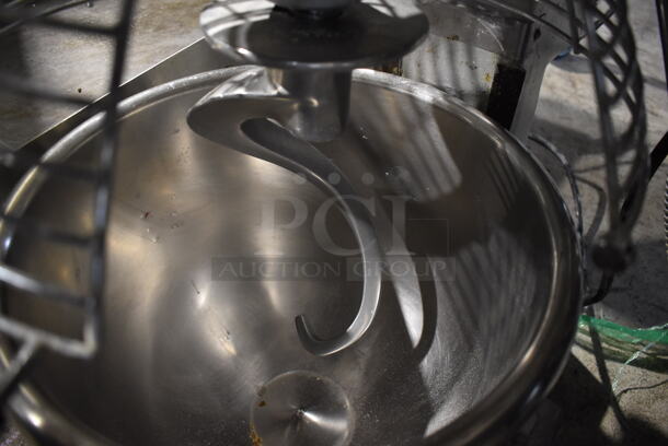 2010 Omcan SP200A Metal Commercial 20 Quart Planetary Dough Mixer w/ Stainless Steel Mixing Bowl, Bowl Guard and Dough Hook Attachment. 115 Volts, 1 Phase. 15x22x31. Tested and Does Not Power On - Image 6 of 6