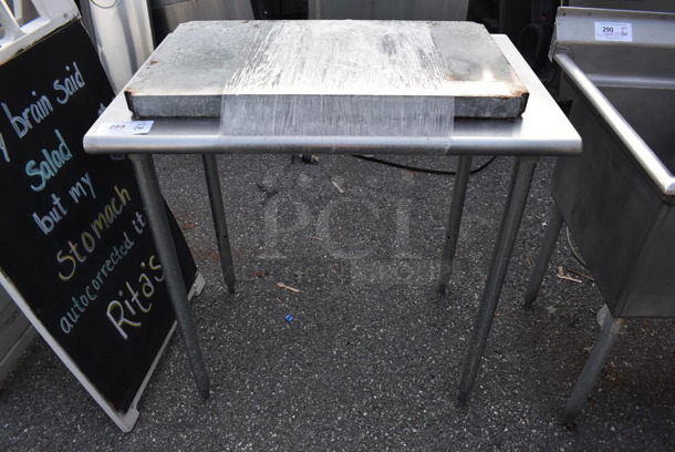 Stainless Steel Table. Comes w/ Metal Under Shelf. 36x24x36.5