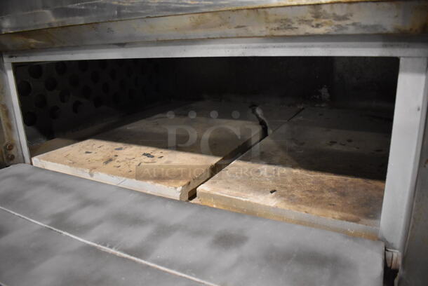 2 Bakers Pride D125 Stainless Steel Commercial Natural Gas Powered Single Deck Pizza Oven w/ Cooking Stones on Metal Legs. 125,000 BTU. 65.5x43x70. 2 Times Your Bid! - Image 5 of 10