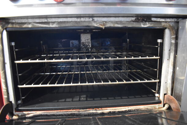 Vulcan Stainless Steel Commercial Natural Gas Powered 10 Burner Range w/ Convection Oven, Oven, Over Shelf and Back Splash. 60x31x60 - Image 7 of 9
