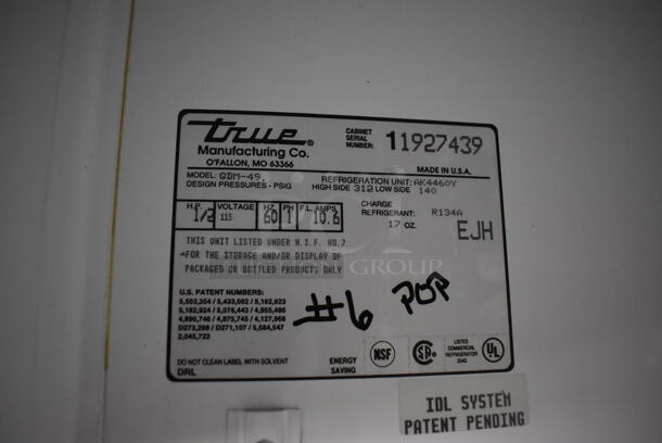 True GDM-49 Metal Commercial 2 Door Reach In Cooler Merchandiser w/ Poly Coated Racks. 115 Volts, 1 Phase. 54x30x79. Tested and Powers On But Does Not Get Cold - Image 2 of 5