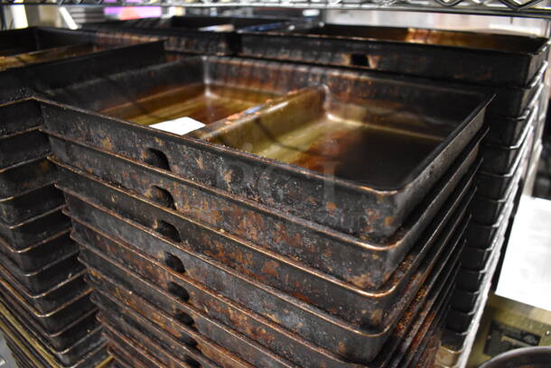 29 Metal 2 Compartment Baking Pans. 15x10x2. 29 Times Your Bid! - Image 2 of 3