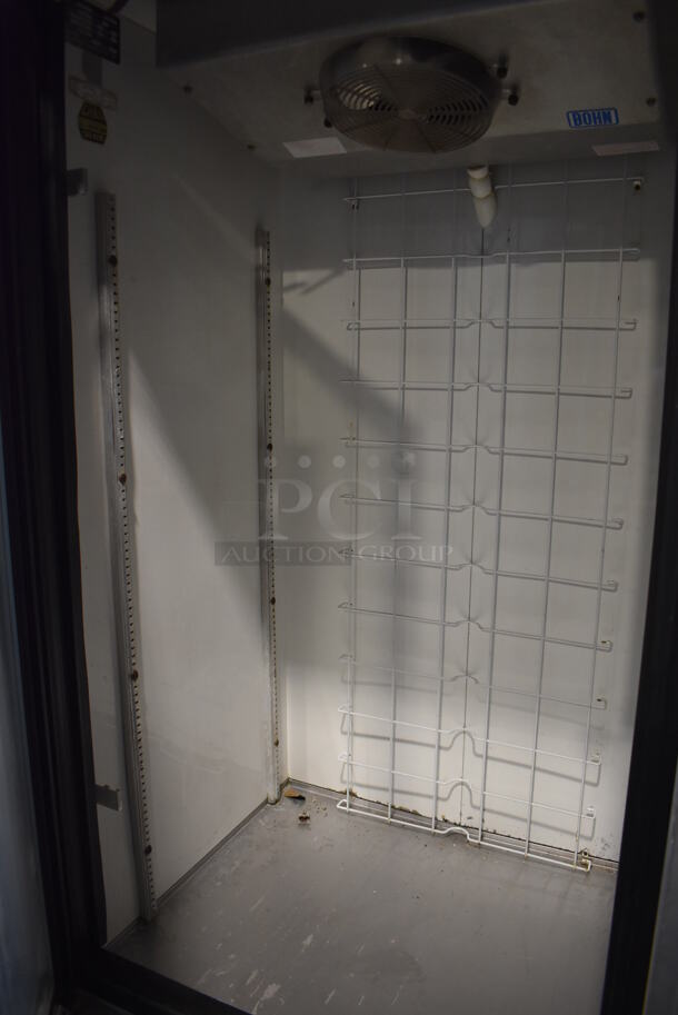 CustomCool GDF1SC Stainless Steel Commercial Single Door Reach In Cooler Merchandiser. 115/208 Volts, 1 Phase. 38x34x78. Tested and Does Not Power On - Image 4 of 5