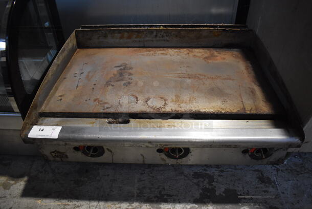 Star Max Stainless Steel Commercial Countertop Natural Gas Powered Flat Top Griddle. 36x28x16
