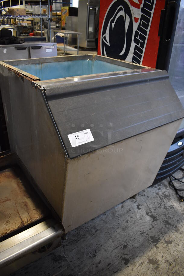 Metal Commercial Ice Bin. 30x35x38