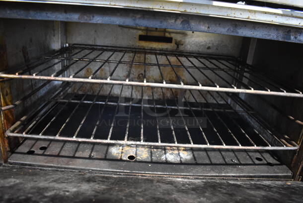 Prince Castle Stainless Steel Commercial Natural Gas Powered 6 Burner Range w/ Oven, Over Shelf and Back Splash. 36x31x59 - Image 3 of 5