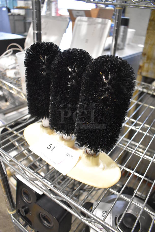 Countertop Manual 3 Head Glass Cleaner. 9x4x8 - Image 2 of 3