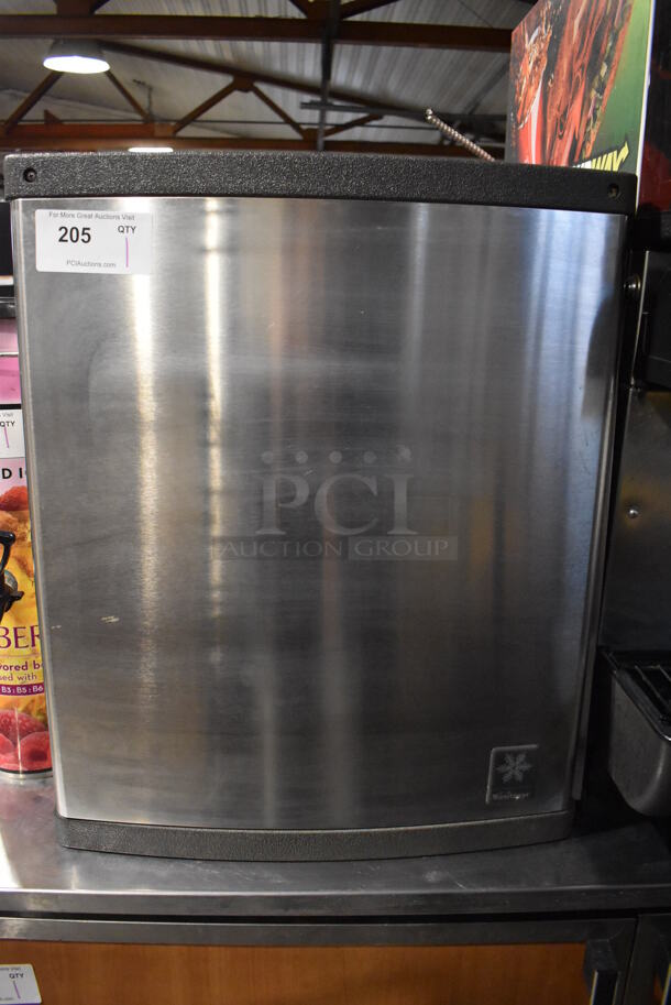 Manitowoc QY0424A Stainless Steel Commercial Ice Machine Head. 115 Volts, 1 Phase. 22x25x27 - Image 4 of 5