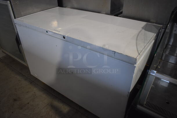 Frigidaire Metal Chest Freezer. 56x30x35. Tested and Working! - Image 2 of 5