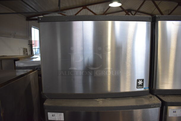 Manitowoc QD0452A Stainless Steel Commercial Ice Machine Head on Manitowoc QPA310 Stainless Steel Commercial Ice Bin Hotel Dispenser. 115 Volts, 1 Phase. 30x29x82 - Image 3 of 7
