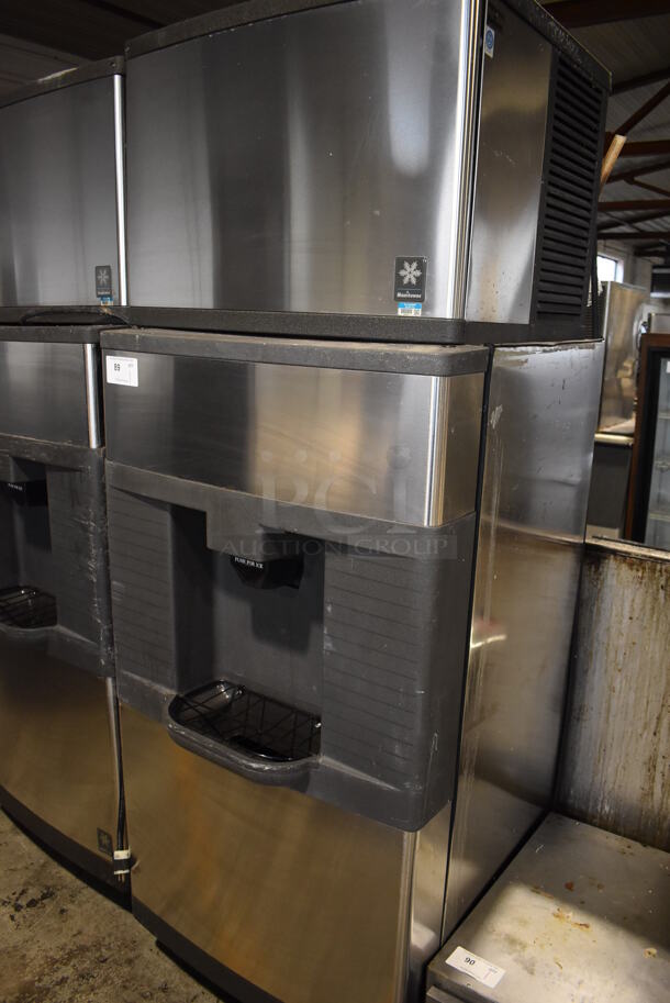 Manitowoc QD0452A Stainless Steel Commercial Ice Machine Head on Manitowoc QPA310 Stainless Steel Commercial Ice Bin Hotel Dispenser. 115 Volts, 1 Phase. 30x29x82 - Image 2 of 7