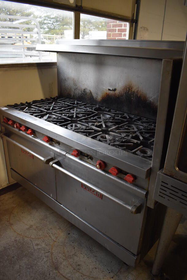Vulcan Stainless Steel Commercial Natural Gas Powered 10 Burner Range w/ 2 Ovens, Over Shelf, Back Splash and Right Side Guard on Commercial Casters. 62x30x60 - Image 4 of 8