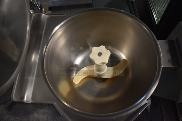 Hobart HCM 300 Metal Commercial Floor Style Horizontal Cutter Mixer. 200 Volts. 33x21x42 - Image 6 of 8