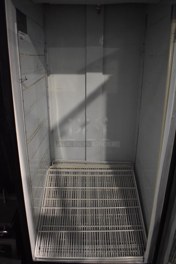 Beverage Air MT27 Metal Commercial Single Door Reach In Cooler Merchandiser. 115 Volts, 1 Phase. 29x33x79. Cannot Test - Unit Needs To Be Rewired - Image 3 of 4