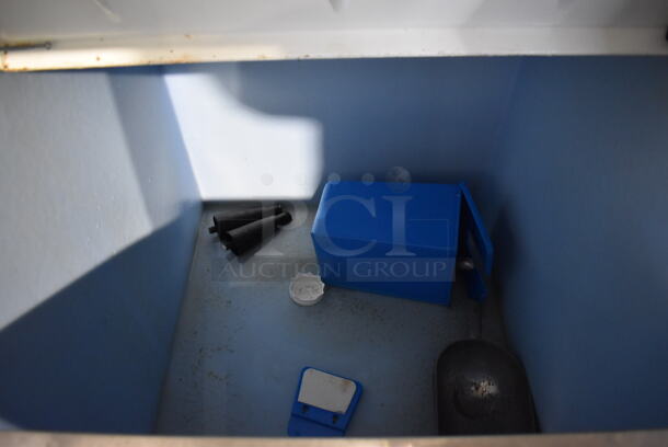 Hoshizaki KM-515MAH Stainless Steel Commercial Ice Head on Commercial Bin. 115-120 Volts, 1 Phase. 30x33x71 - Image 5 of 6