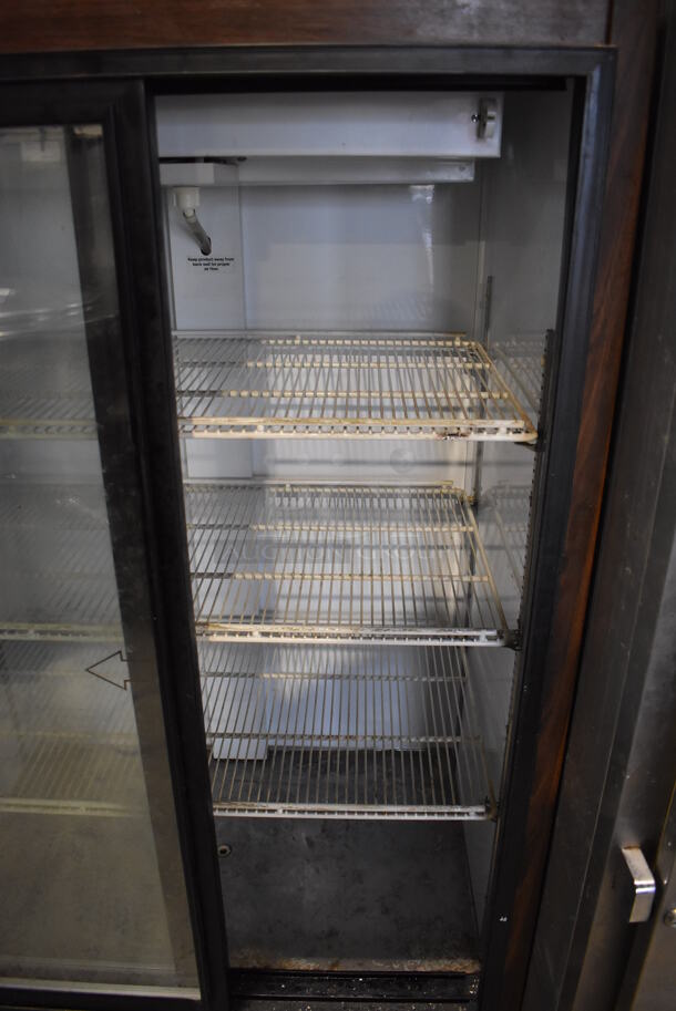 Beverage Air MT17 Metal Commercial 2 Door Reach In Cooler Merchandiser. 115 Volts, 1 Phase. 36x24x61. Tested and Working! - Image 6 of 6