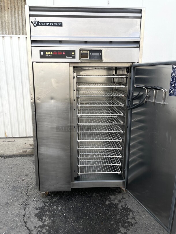 New Old Stock! Victory VBC100 Commercial Flash Freezer Blast NSF 220 Volt 3 Phase Tested and Working! - Image 5 of 9