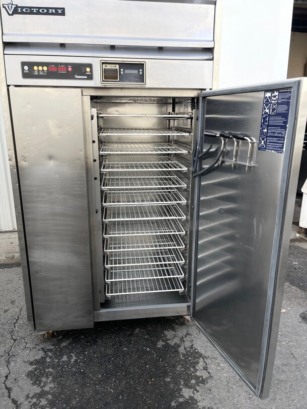 New Old Stock! Victory VBC100 Commercial Flash Freezer Blast NSF 220 Volt 3 Phase Tested and Working! - Image 6 of 9