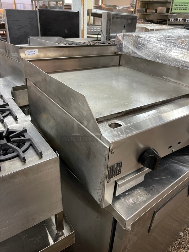 Fully Refurbished! Connerton 24 Inch Commercial Griddle Flat Top Grill NSF Natural Gas Tested and Working!   - Image 7 of 10