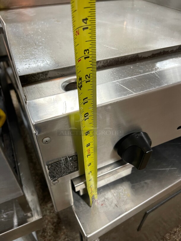 Fully Refurbished! Connerton 24 Inch Commercial Griddle Flat Top Grill NSF Natural Gas Tested and Working!   - Image 10 of 10