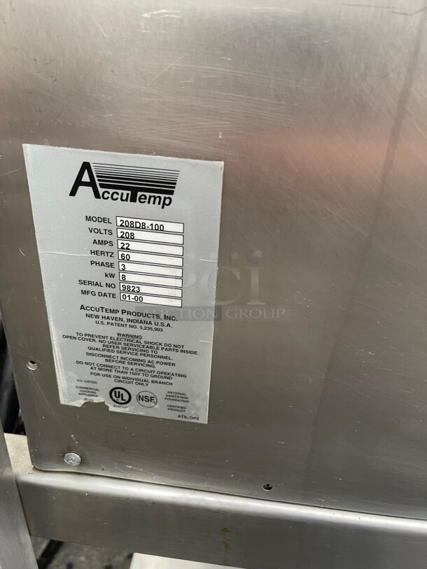 Nice! Convection Steamer- AccuTemp Steam'N'Hold Model: 208D8-100 NSF 220 Volt Three Phase With Stand NSF  - Image 6 of 9