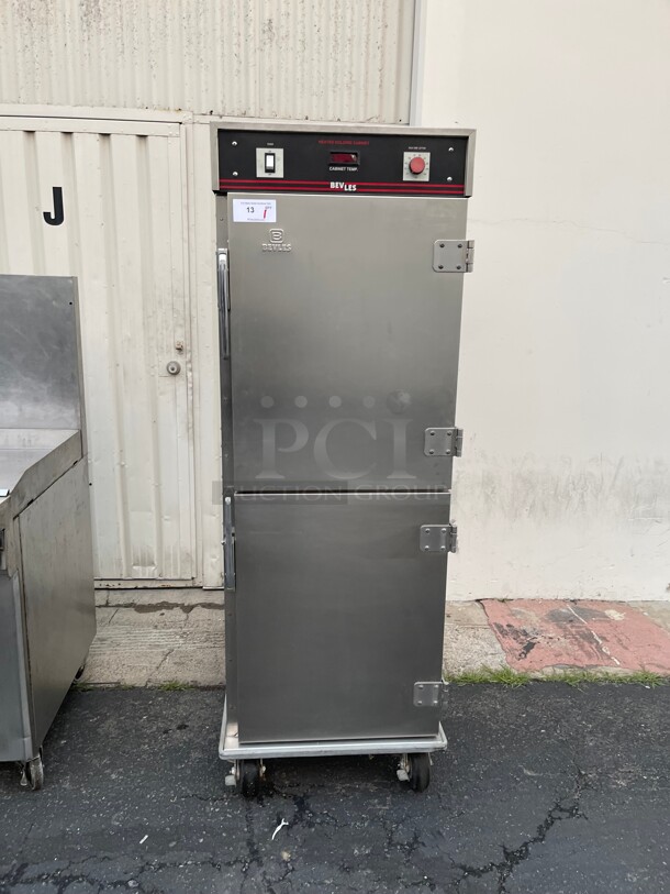 Working! Bevles Full Size Commercial Heated Cabinet Hot Food Bevles NSF  CA70 Warmer Transport NSF 115 Volt Tested and Working! - Image 2 of 10