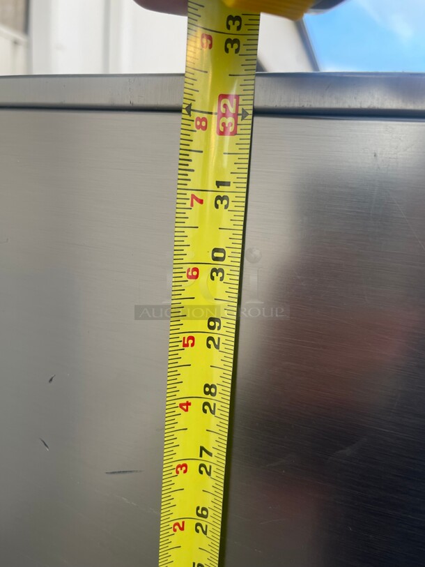 Working! Manitowoc Ice UYF0190A 26 inch W Half Cube NEO Undercounter Ice Maker - 193 lbs/day, Air Cooled NSF Tested and Working! - Image 10 of 10