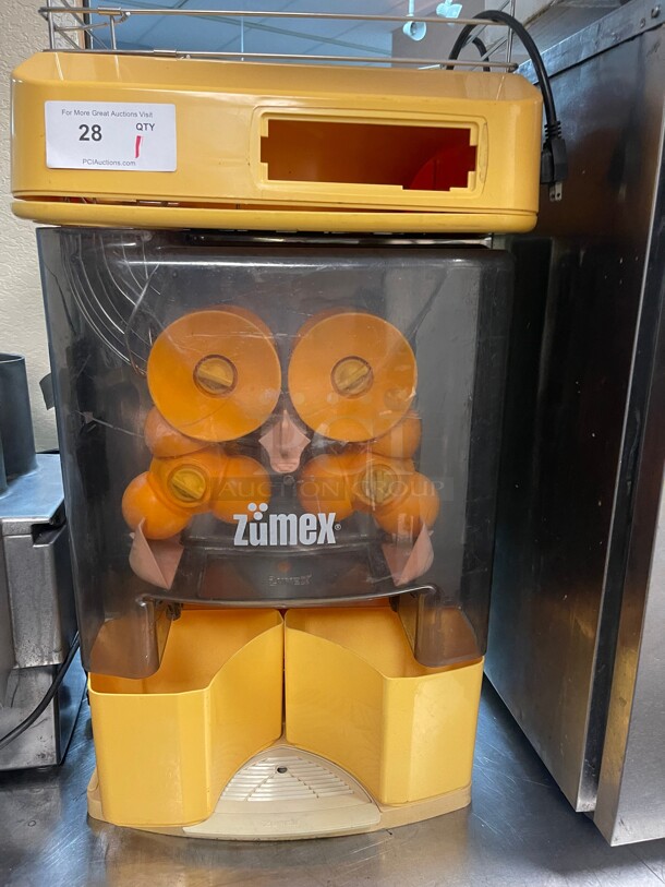 Zumex 09965 Versatile Pro Orange Commercial Automatic Juicer- 120V, 380W NSF Missing Parts  - Image 2 of 9