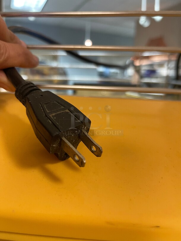 Zumex 09965 Versatile Pro Orange Commercial Automatic Juicer- 120V, 380W NSF Missing Parts  - Image 4 of 9