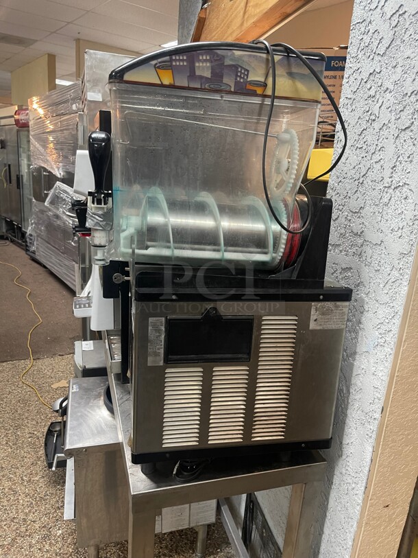 Crathco ID2.2F/ G23-2B LIGHT PANEL Double 2.9 Gallon Commercial Granita / Slushy / Frozen Beverage Machine with Manual Control and Light Panel - 115V NSF Working Missing Parts  - Image 3 of 8