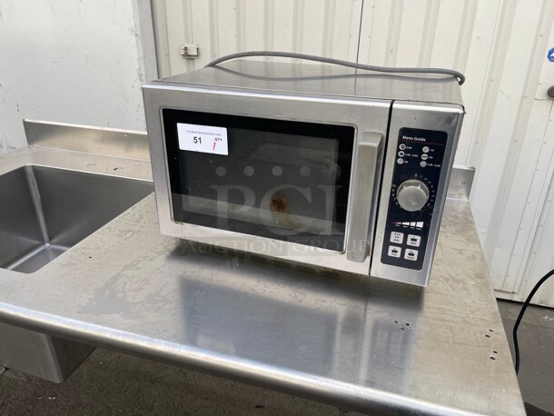 Working! Amana Menumaster RCS10DSE Microwave, 120V, 1000 Watt, 1.2 Cu Ft, Stainless Steel, Commercial NSF 115 Volt Tested and Working! - Image 1 of 9