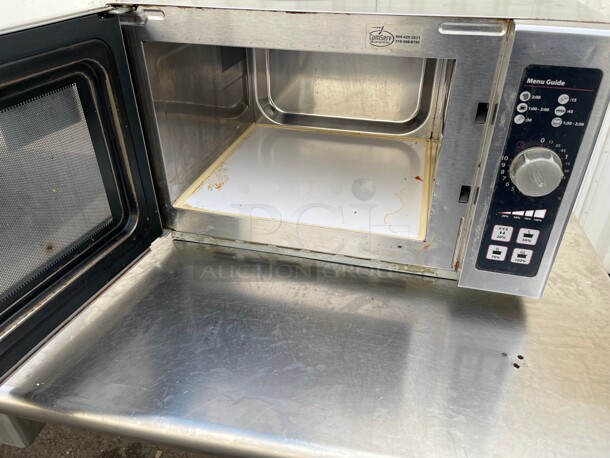 Working! Amana Menumaster RCS10DSE Microwave, 120V, 1000 Watt, 1.2 Cu Ft, Stainless Steel, Commercial NSF 115 Volt Tested and Working! - Image 4 of 9