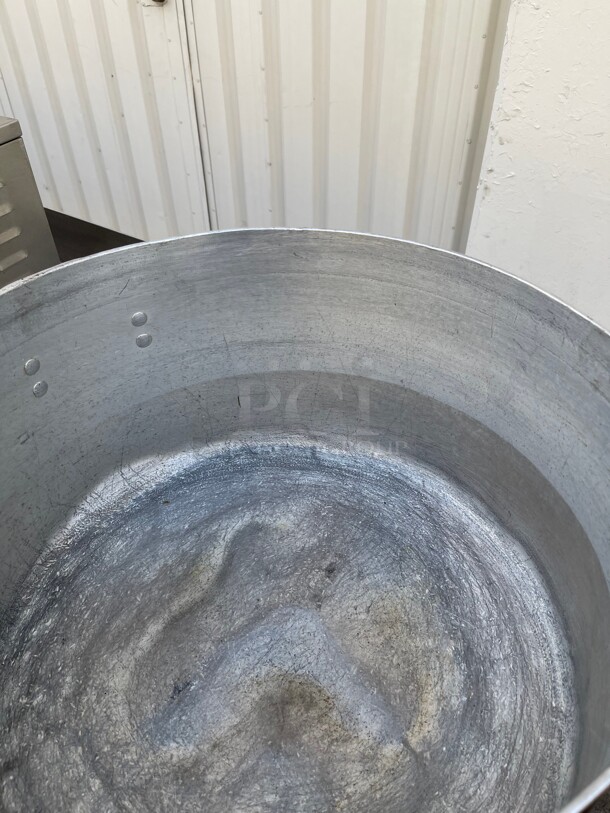 Commercial Large Size Aluminum Cooking Pot NSF With Handles - Image 4 of 5