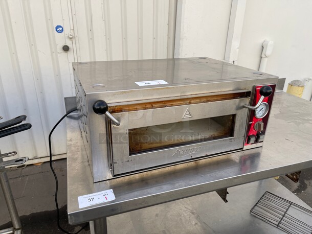 Working! Avantco DPO-18-S Commercial Single Deck Countertop Pizza/Bakery Oven - 1700W, 120V NSF Tested and Working